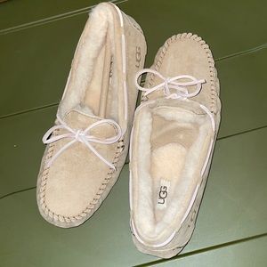 Authentic Ugg Moccasins